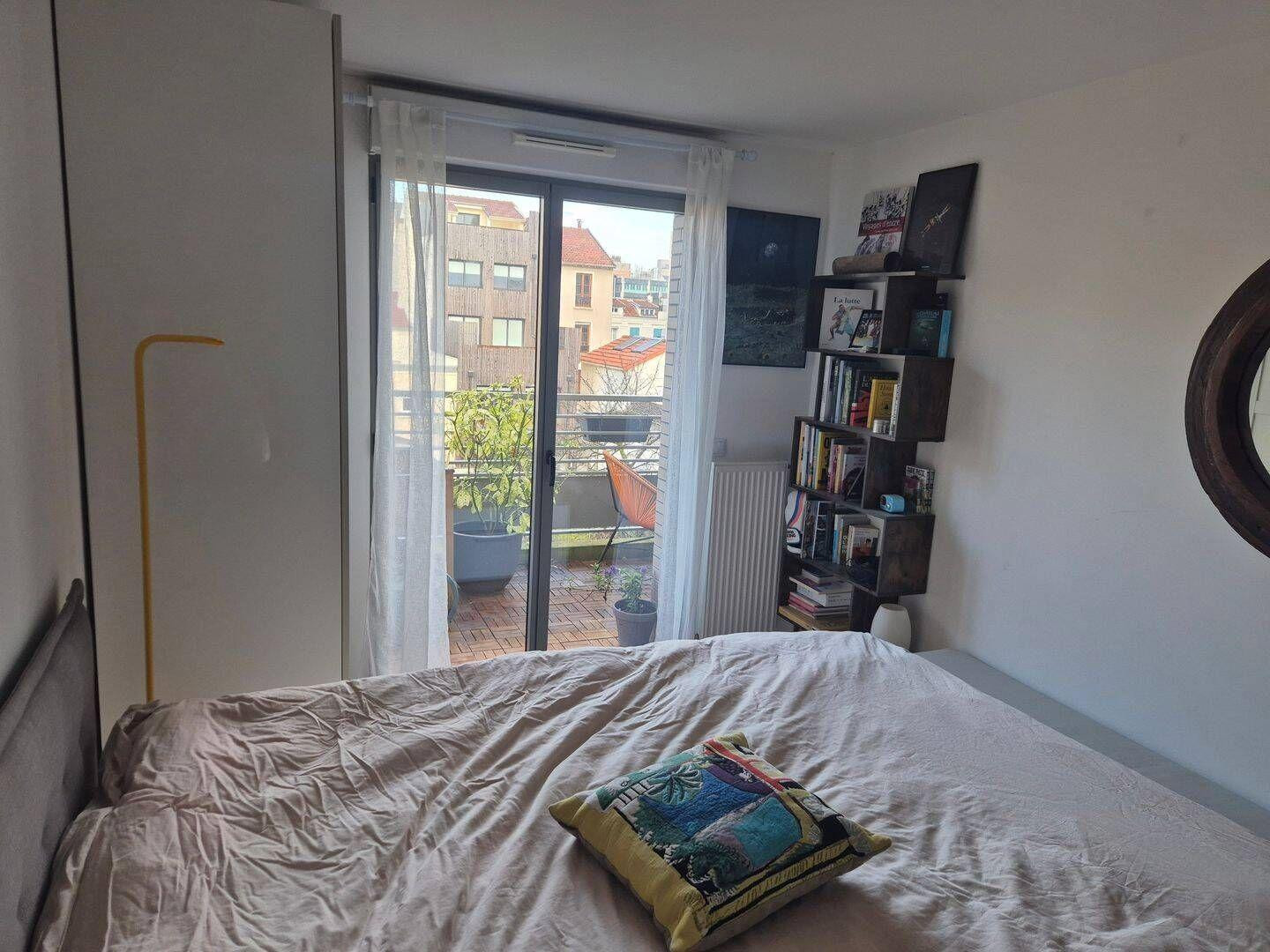 
                                                Location
                                                 Beau 2P meublé 45m² + 7m² balcon + box