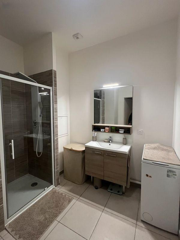 
                                                Location
                                                 Beau 2P meublé 45m² en Éco-quartier