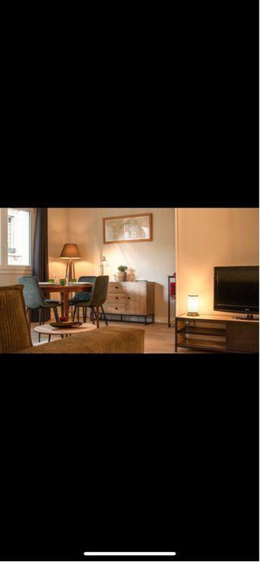 
                                                Location
                                                 Beau 2P meublé 45m² hyper centre
