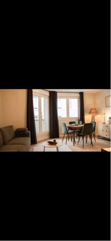 
                                                Location
                                                 Beau 2P meublé 45m² hyper centre
