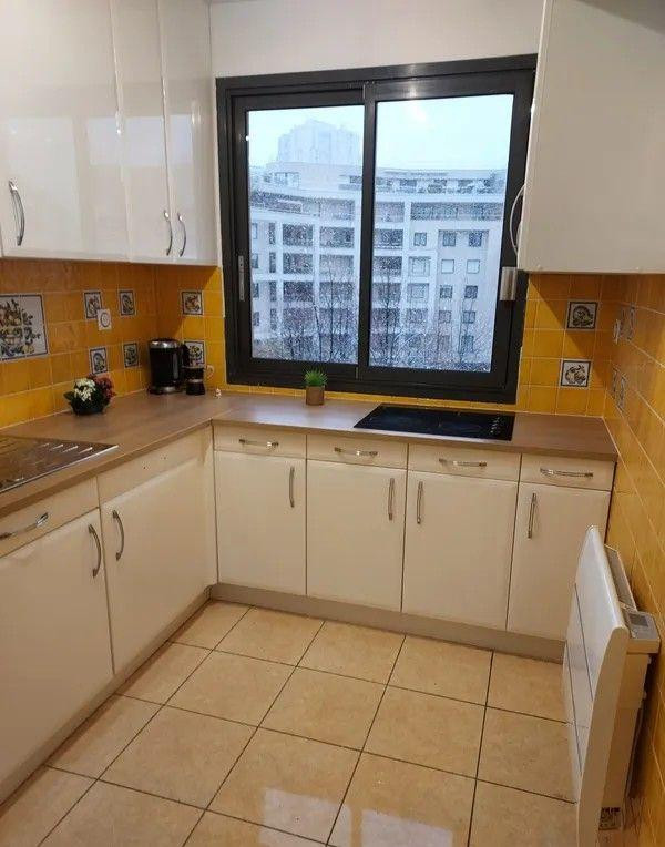 
                                                Location
                                                 Beau 2P meublé 46m² rénové avec balcon