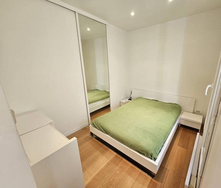 
                                                Location
                                                 Beau 2P meublé 46m² très lumineux