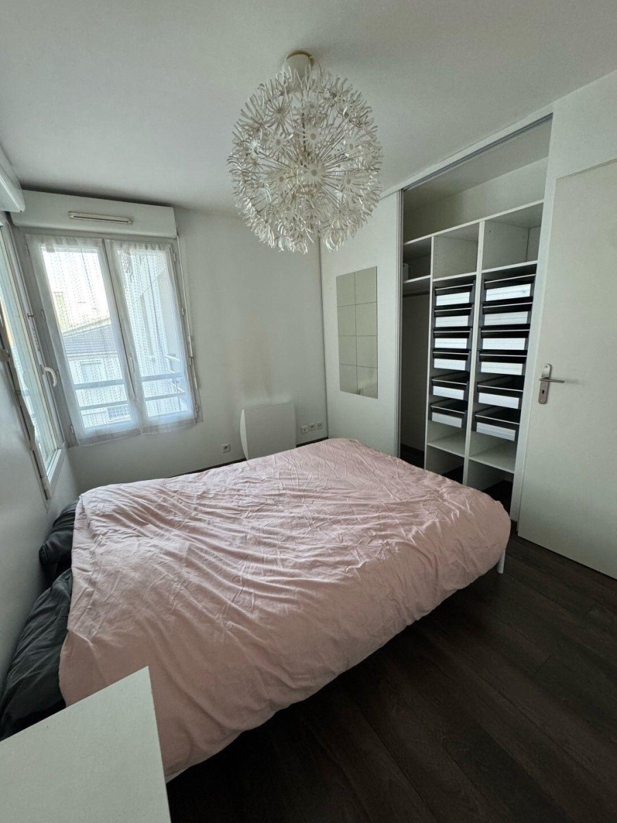 
                                                Location
                                                 Beau 2P meublé 47 m² dans résidence sécurisée