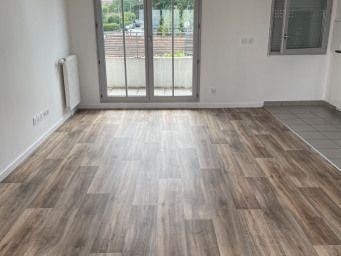 
                                                Location
                                                 Beau 2P meublé 47m² avec grande terrasse