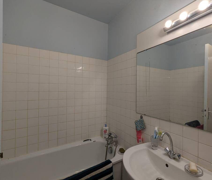 
                                                Location
                                                 Beau 2P meublé 47m² avec vue dégagée sur Paris