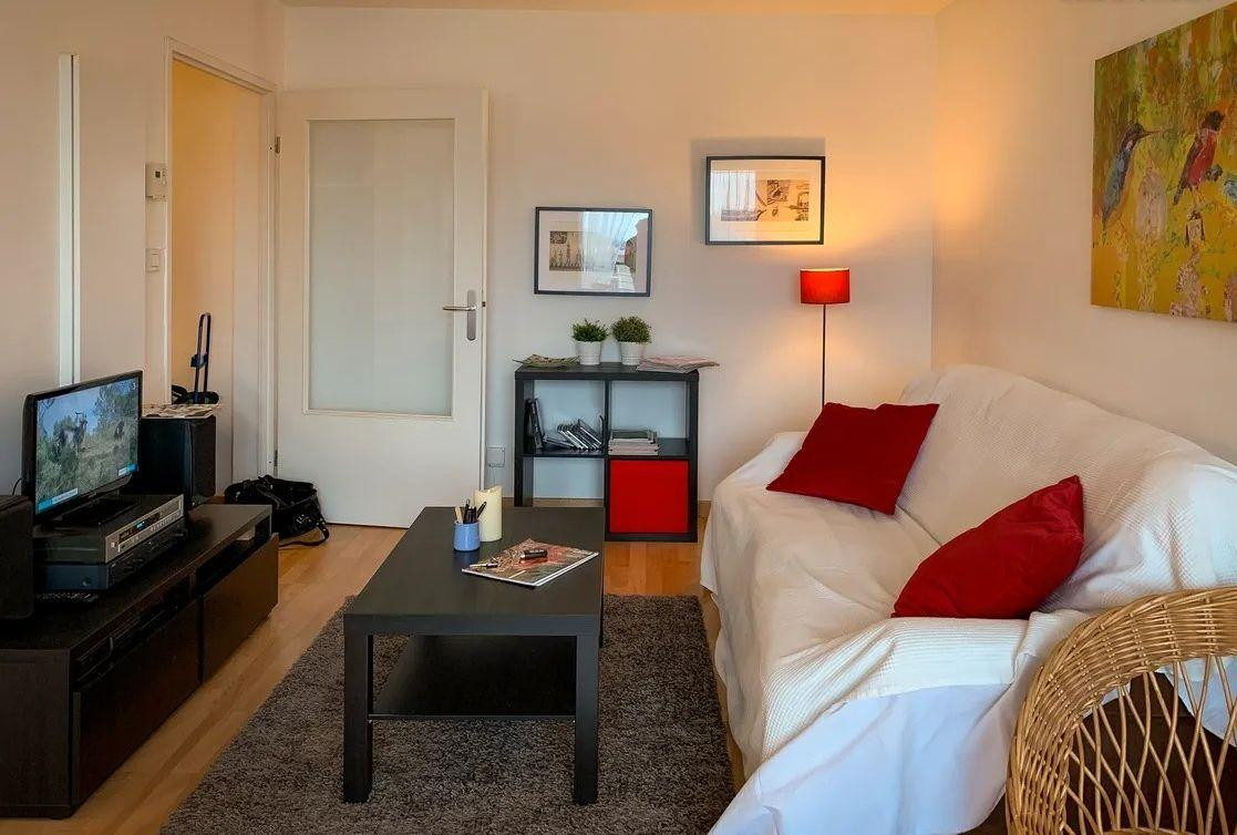 
                                                Location
                                                 Beau 2P meublé 47m² vue dégagée