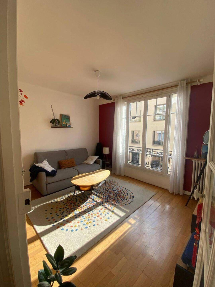 
                                                Location
                                                 Beau 2P MEUBLE 48m²