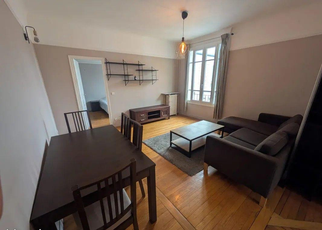 
                                                Location
                                                 Beau 2P meublé 49m²