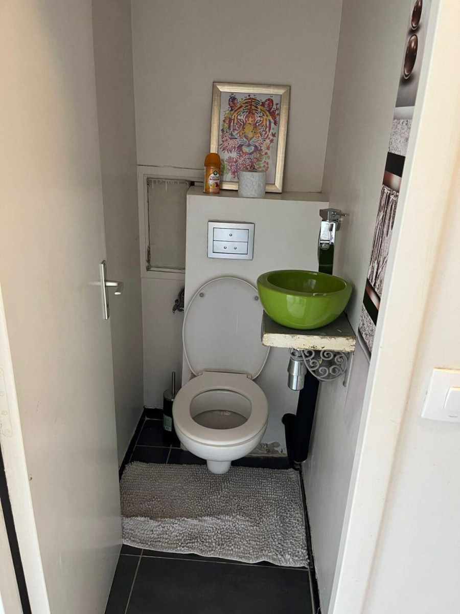 
                                                Location
                                                 Beau 2P meublé 49m² avec balcon