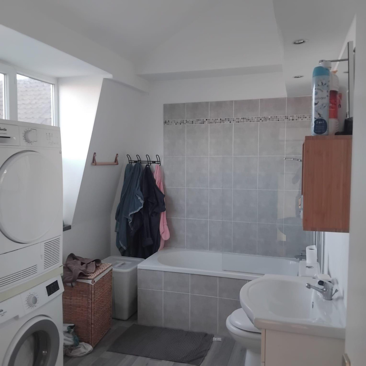 
                                                Location
                                                 Beau 2P meublé 49m² Quartier Saint Maurice