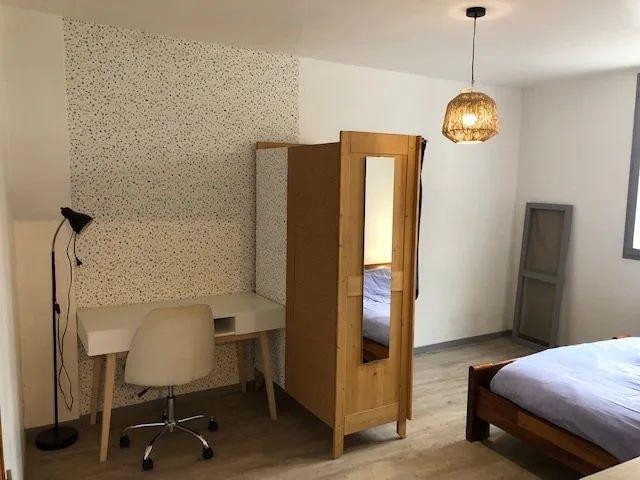 
                                                Location
                                                 Beau 2P meublé 49m² rare à Valenciennes
