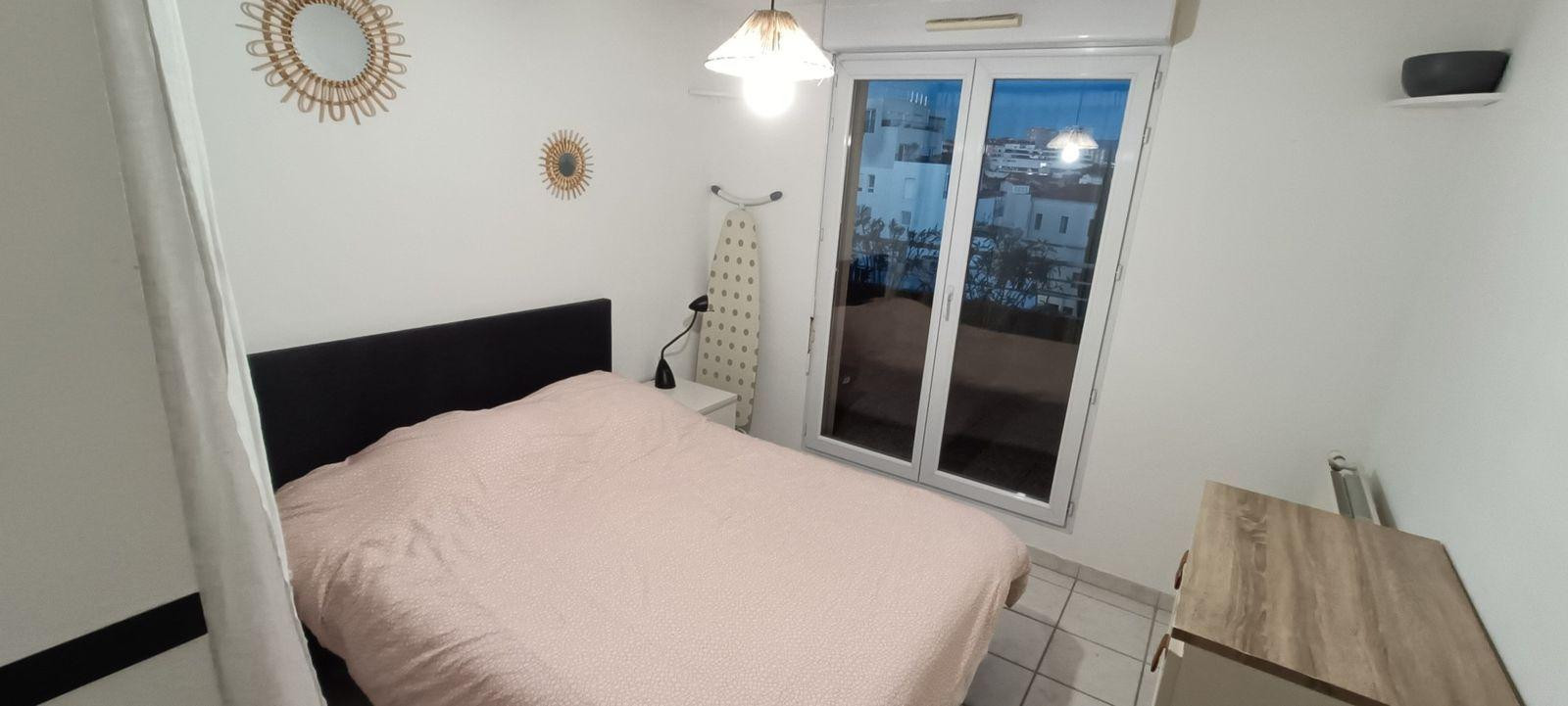 
                                                Location
                                                 Beau 2P meublé 49m2 Marseille 3ème