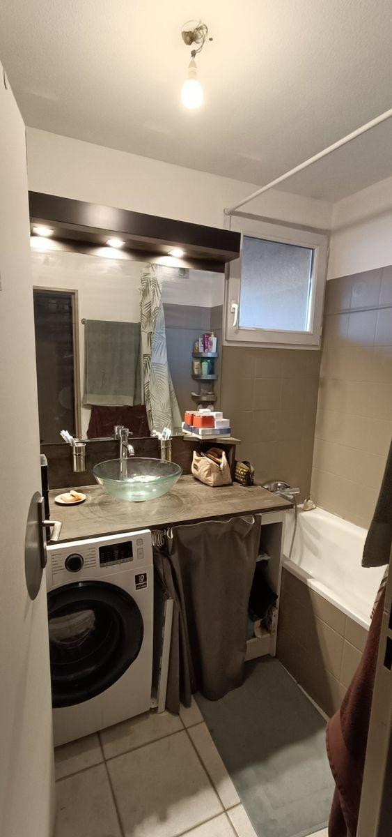 
                                                Location
                                                 Beau 2P meublé 49m2 Marseille 3ème