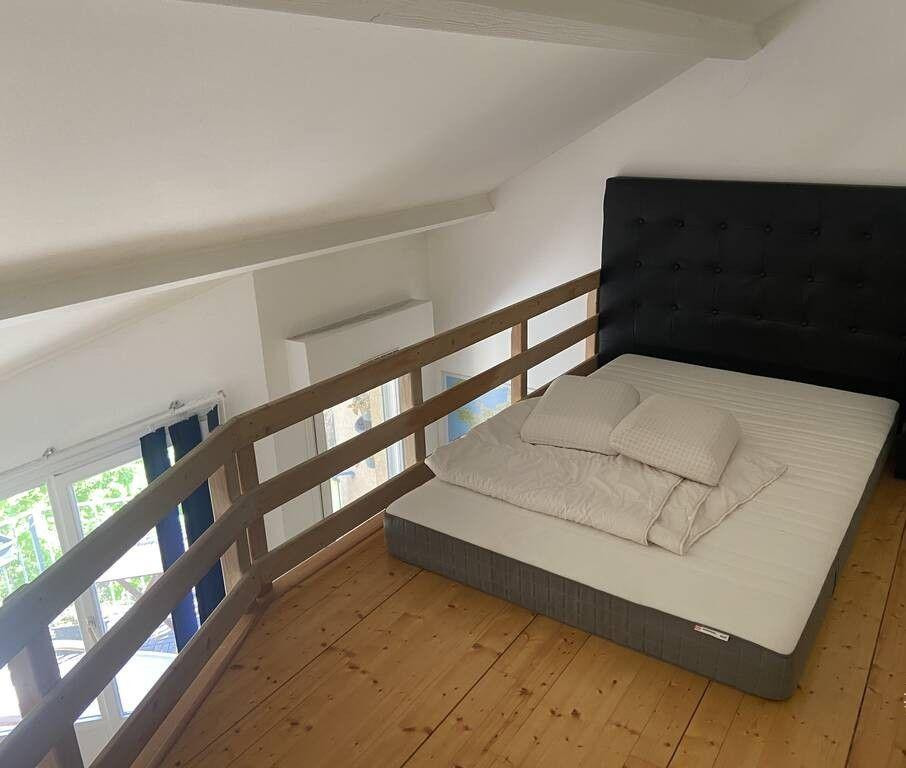 
                                                Location
                                                 Beau 2P meublé 50m² Croix Rousse