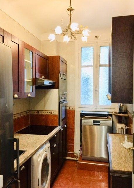 
                                                Location
                                                 Beau 2P meublé 50m² porte des Ternes