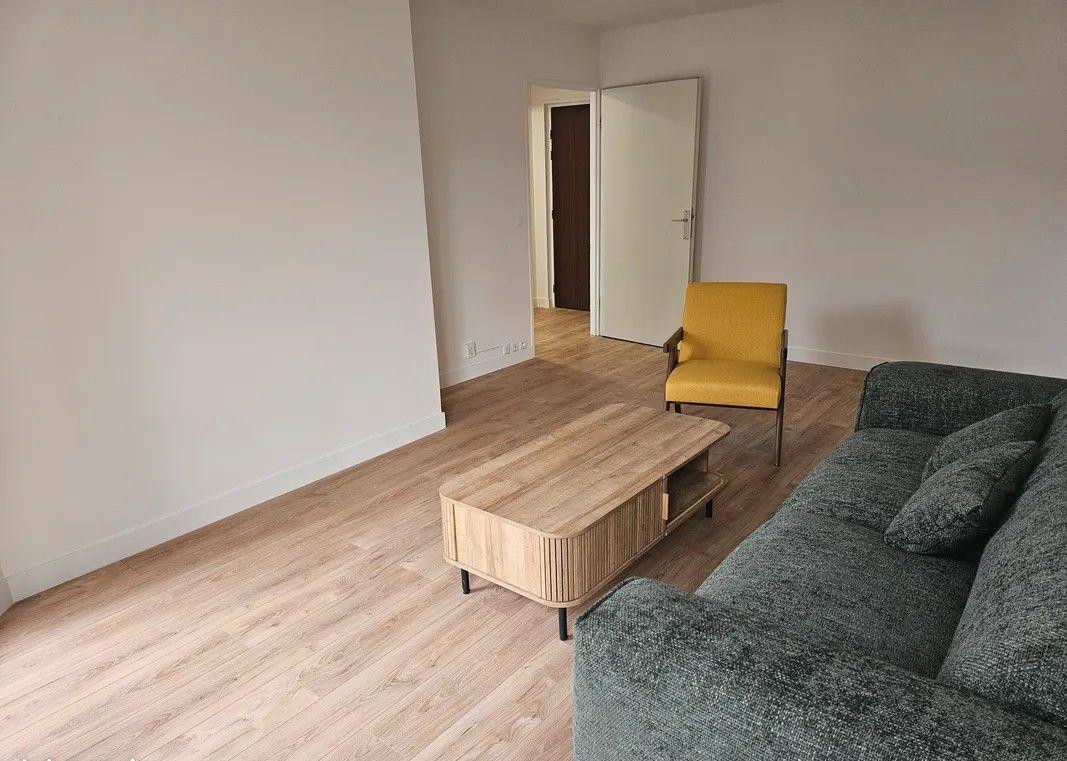 
                                                Location
                                                 Beau 2P meublé 51m² refait à neuf sans vis à vis