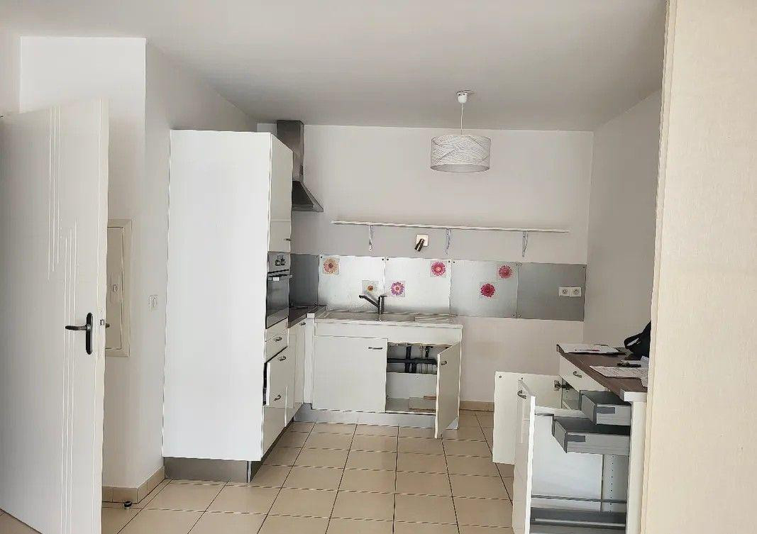 
                                                Location
                                                 Beau 2P meublé 52m² avec jardin