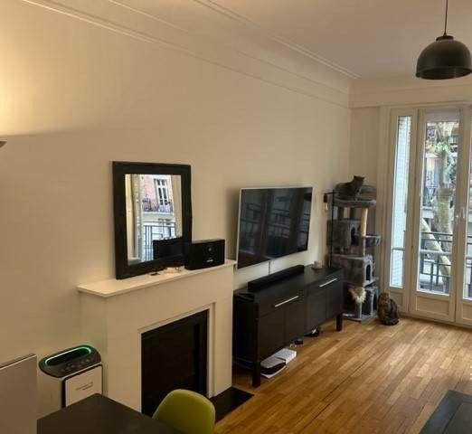 
                                                Location
                                                 Beau 2P meublé 54m² avec balcon