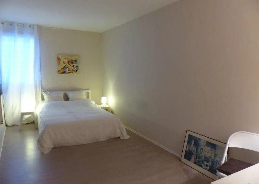 
                                                Location
                                                 Beau 2P meublé 55m² rue des gantois à la Madeleine