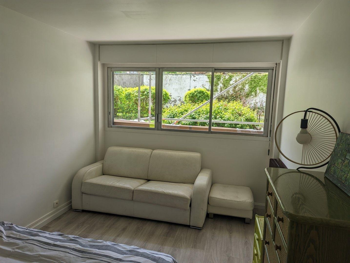 
                                                Location
                                                 Beau 2P meublé 74m² dans un quartier calme