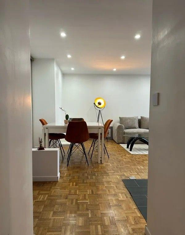 
                                                Location
                                                 Beau 2P meublé à neuf 58m² lumineux et confortable