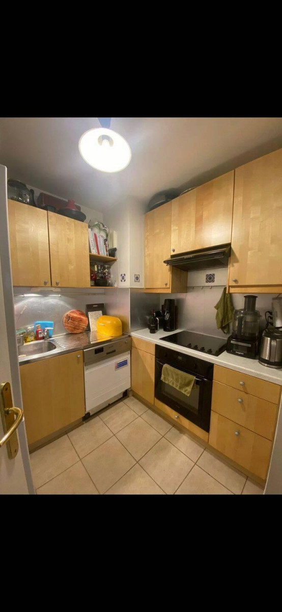 
                                                Location
                                                 Beau 2P meublé de 41 m²
