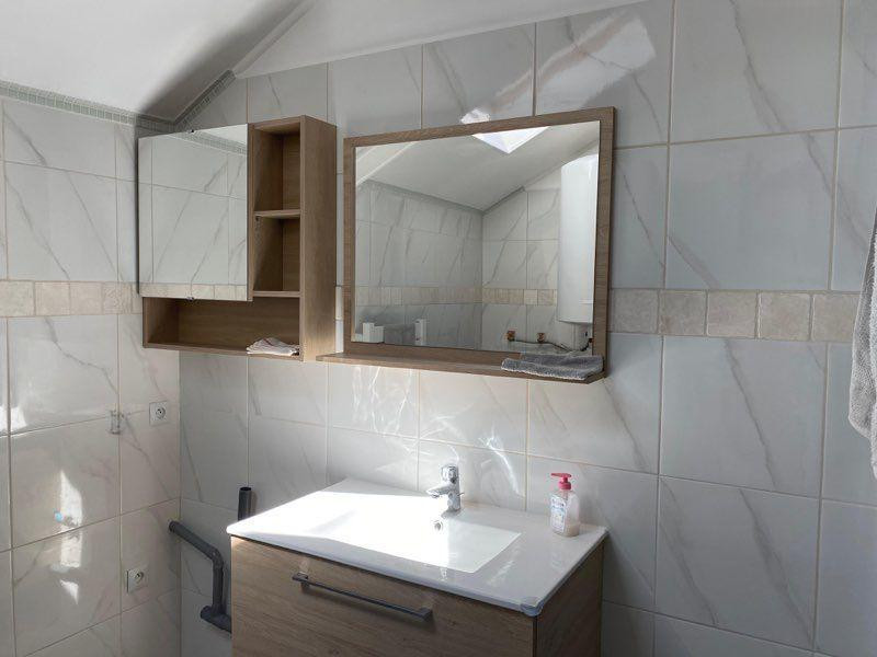 
                                                Location
                                                 Beau 2P meublé de 53m²