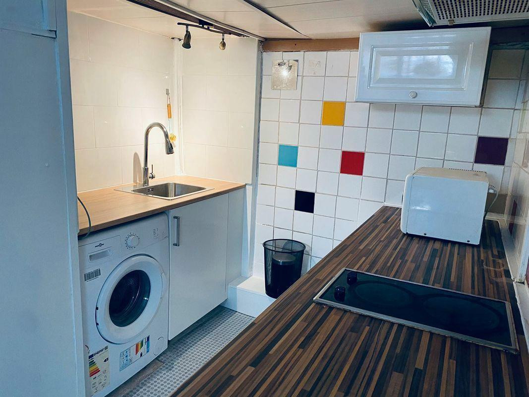 
                                                Location
                                                 Beau 2P meublé et fonctionnel 32m²