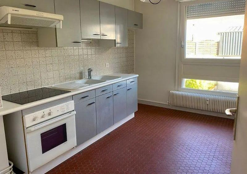 
                                                Location
                                                 Beau 2P meublé et rénové 46m² proche gare
