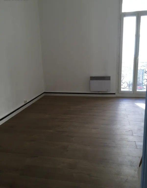 
                                                Location
                                                 Beau 2P meublé et rénové 48m² avec balcon
