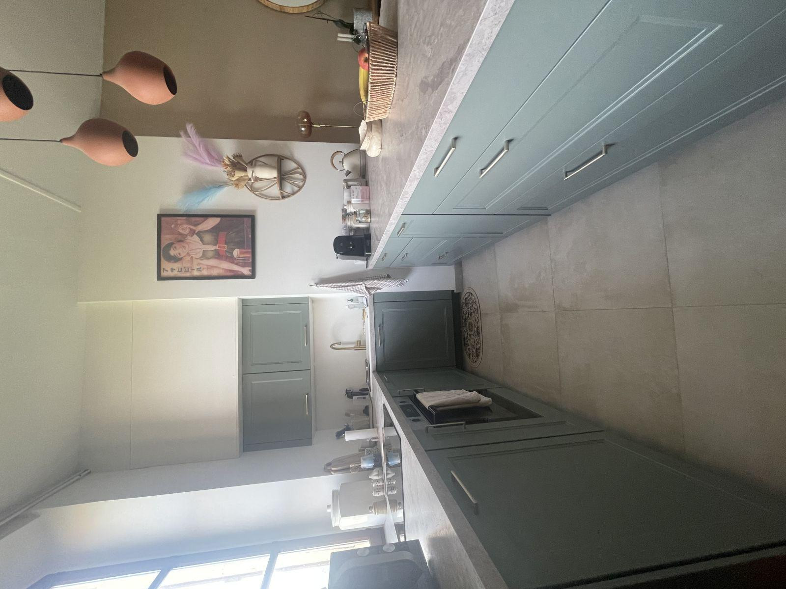 
                                                Location
                                                 Beau 2P meublé lumineux 55m²