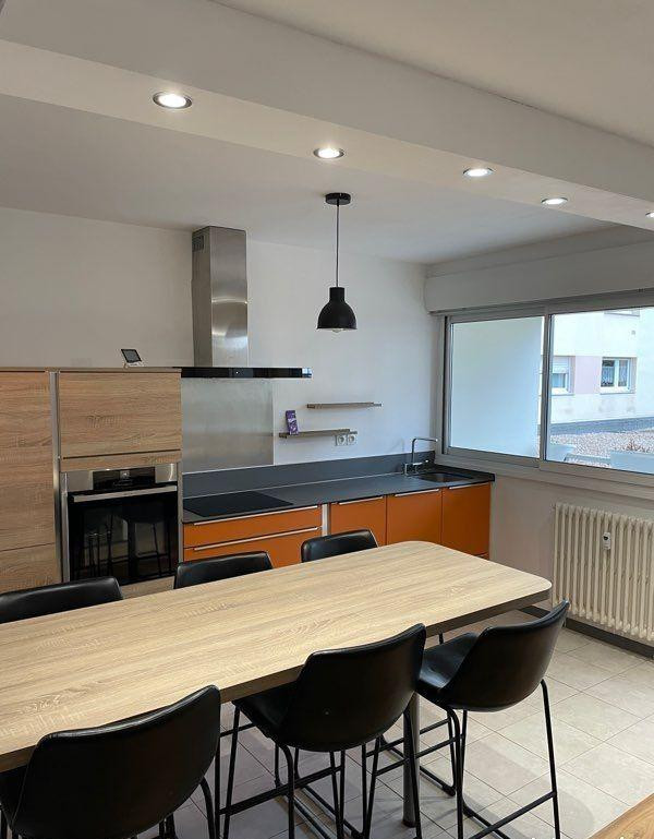 
                                                Location
                                                 Beau 2P meublé moderne et chaleureux 54m²
