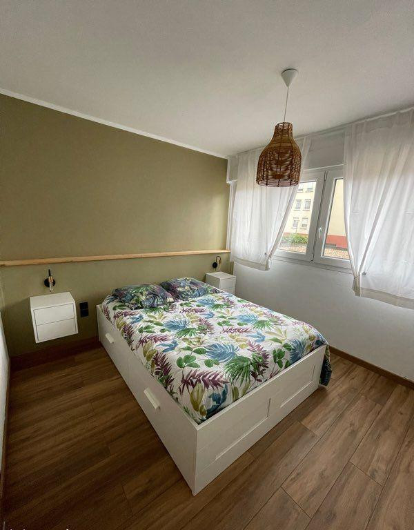 
                                                Location
                                                 Beau 2P meublé moderne et chaleureux 54m²