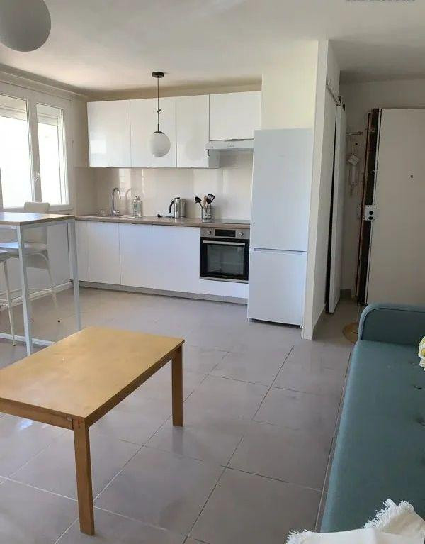 
                                                Location
                                                 Beau 2P meublé proche  plages des catalans