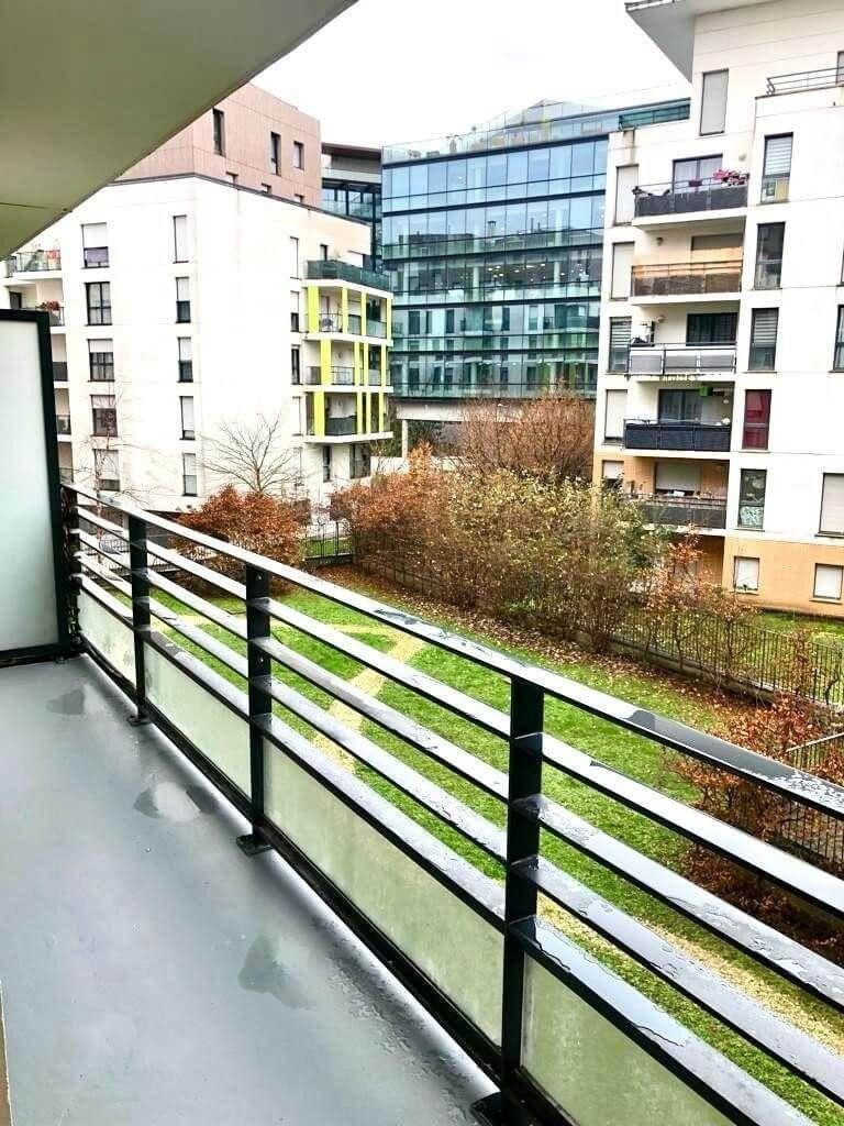 
                                                Location
                                                 Beau 2P meublé refait à neuf 49 m² + terrasse 7m²