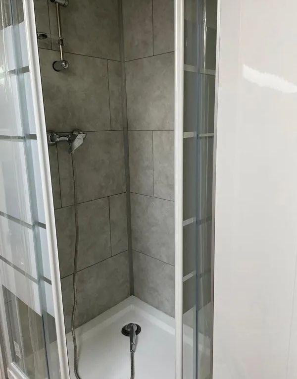 
                                                Location
                                                 Beau 2P meublé rénové 25m² carrez (38m² au sol)