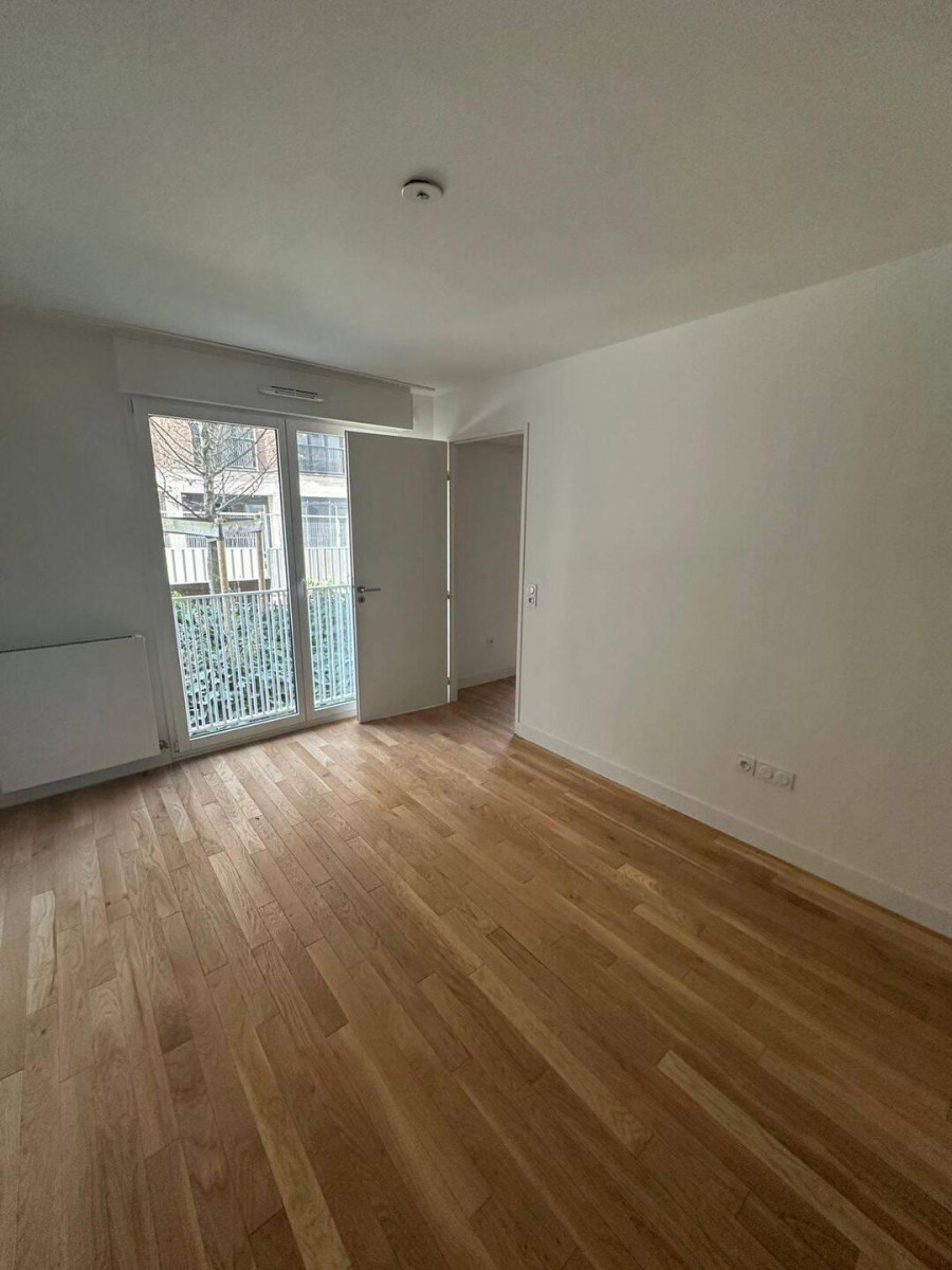 
                                                Location
                                                 Beau 2P neuf 47m²
