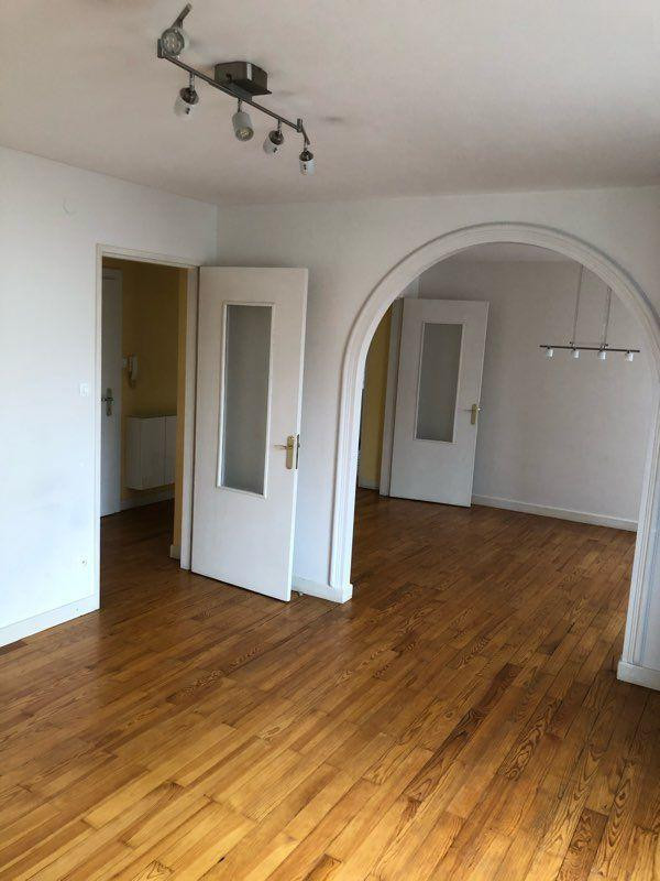 
                                                Location
                                                 Beau 3/4P 82m² avec terrasse