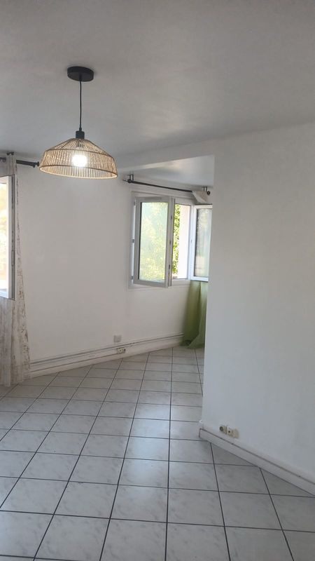 
                                                Location
                                                 Beau 3/4P rénové 59m² avec cave et parking