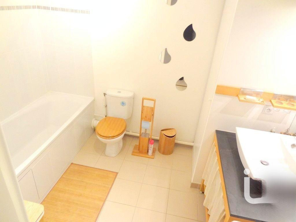 
                                                Location
                                                 Beau 3 pièces 56m² lumineux