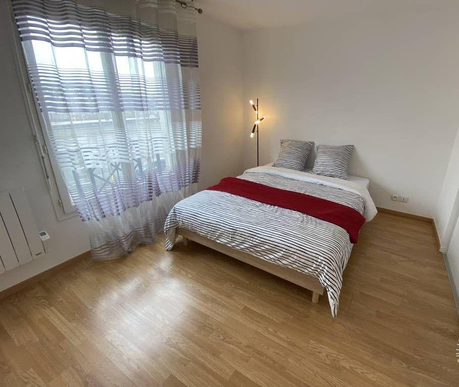 
                                                Location
                                                 Beau 3 pièces 58m² situé en face de la gare