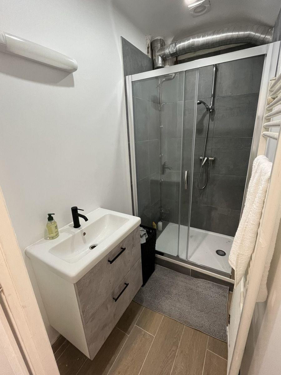 
                                                Location
                                                 Beau 3 pièces meublé 48m2 proche Gare de Melun