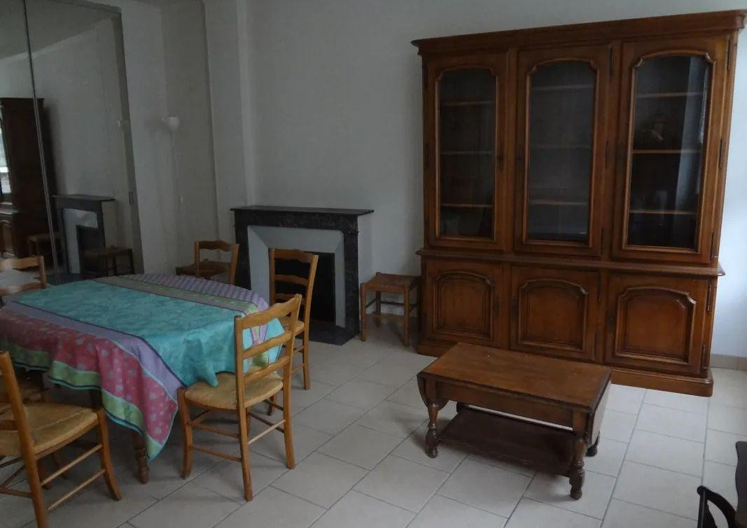 
                                                Location
                                                 Beau 3 pièces meublé 60m² lumineux + jardin 73m²