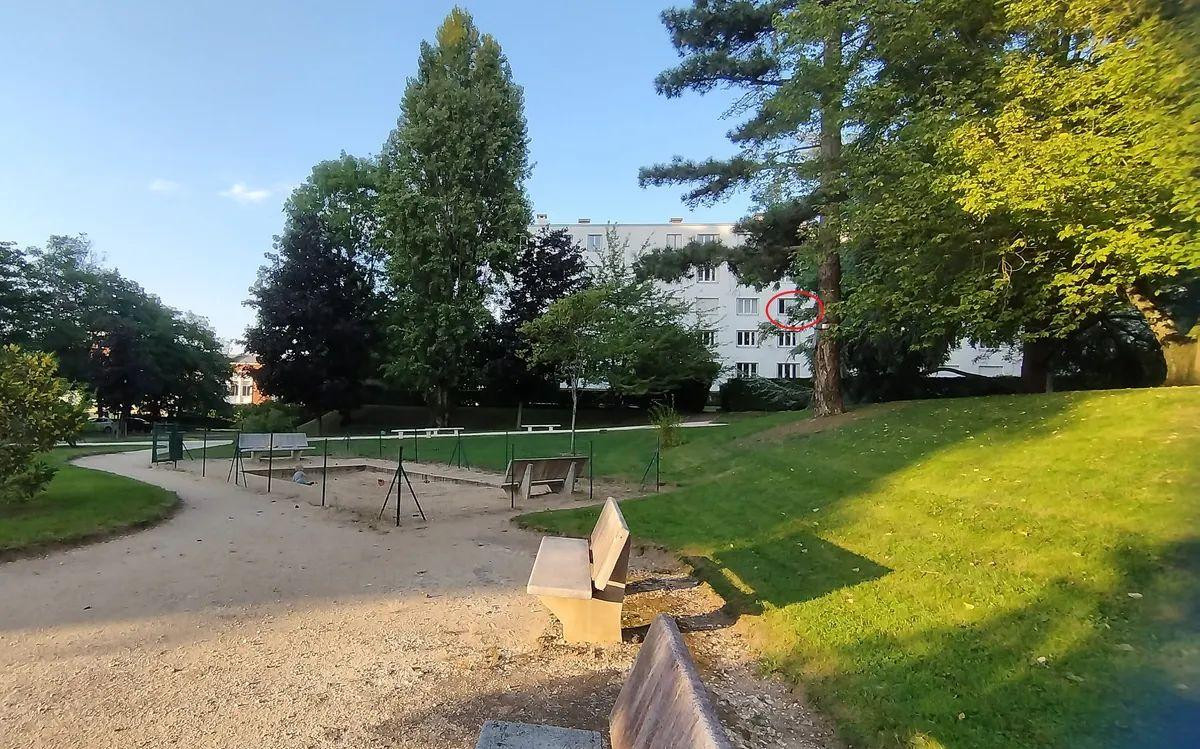 
                                                Location
                                                 Beau 3 pièces tranquille à Versailles