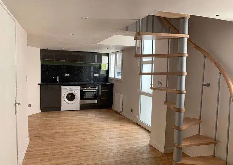
                                                Location
                                                 Beau 3P 43m² en duplex quartier Saint Marc