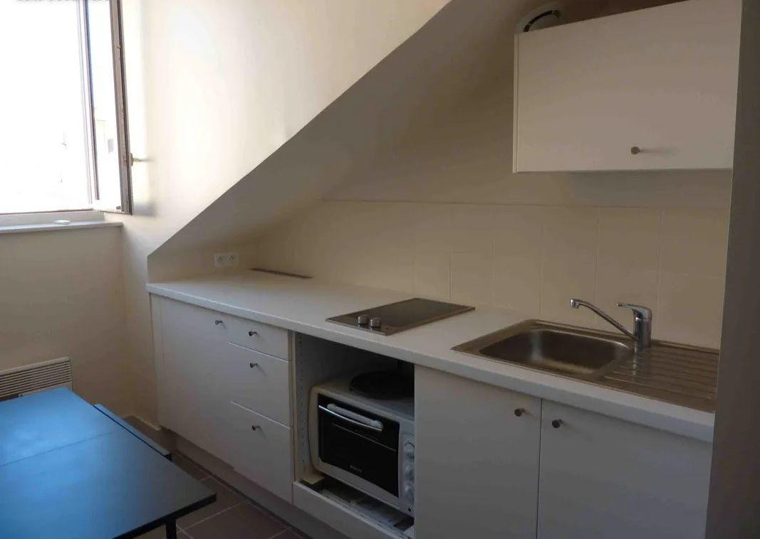 
                                                Location
                                                 Beau 3P 45m² très calme et ensoleillé