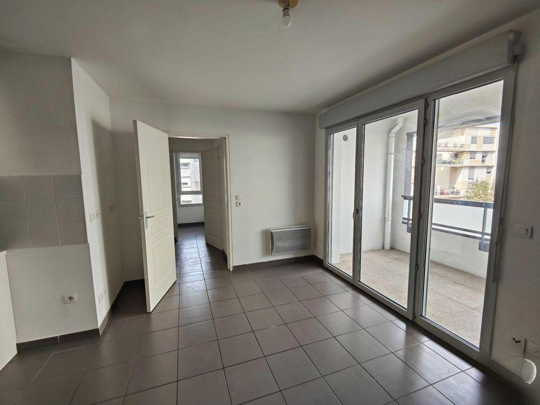 
                                                Location
                                                 Beau 3P 50 m²