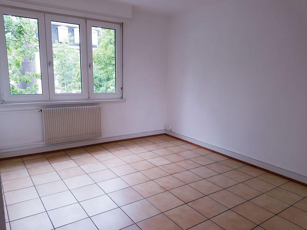
                                                Location
                                                 Beau 3P 50m² avec terrasse lumineux et calme