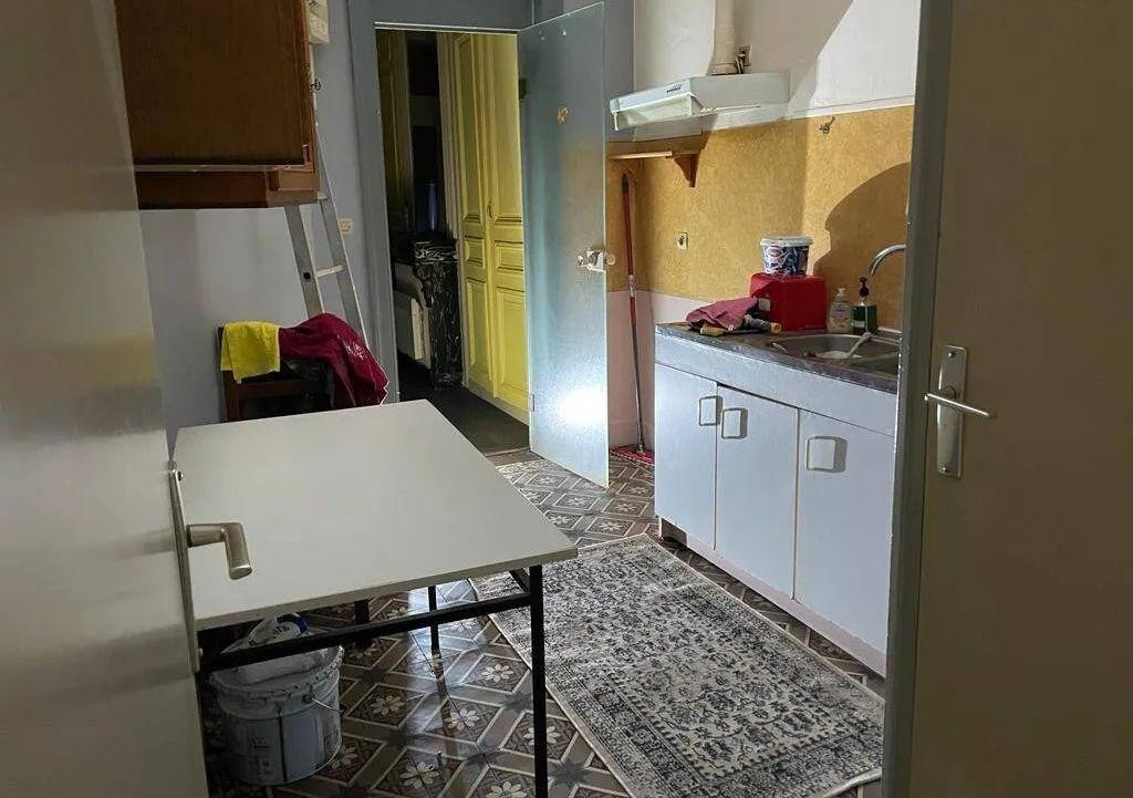 
                                                Location
                                                 Beau 3P 50m² quartier Gambetta Lille