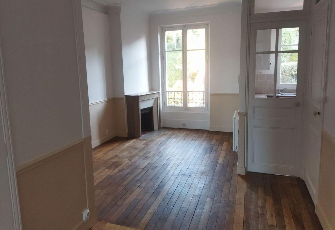 
                                                Location
                                                 Beau 3P 51m² lumineux et calme
